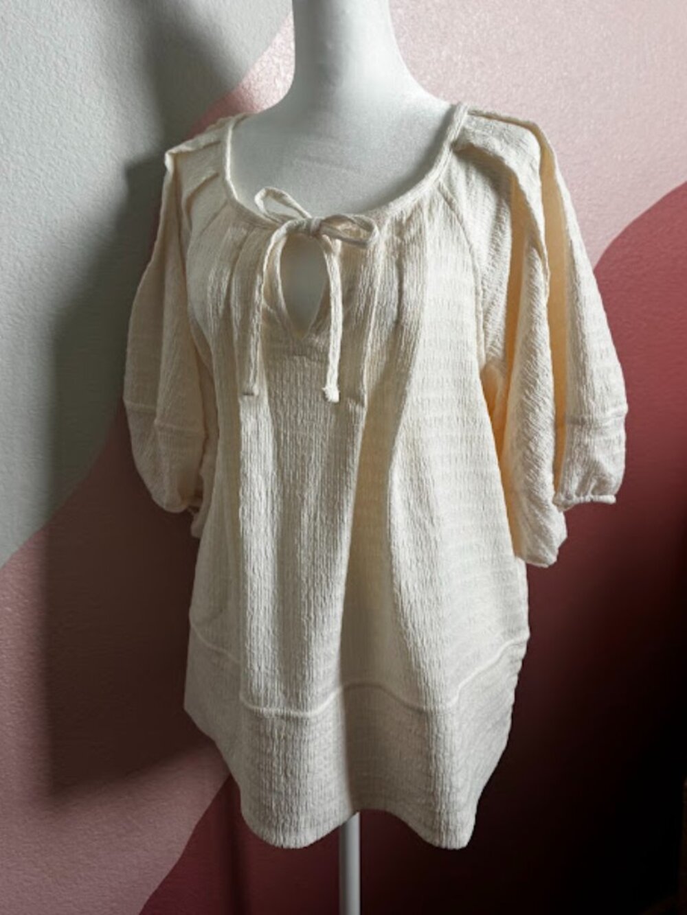 LOFT Cream Textured Tie-Neck Blouse, Size Large *NWT